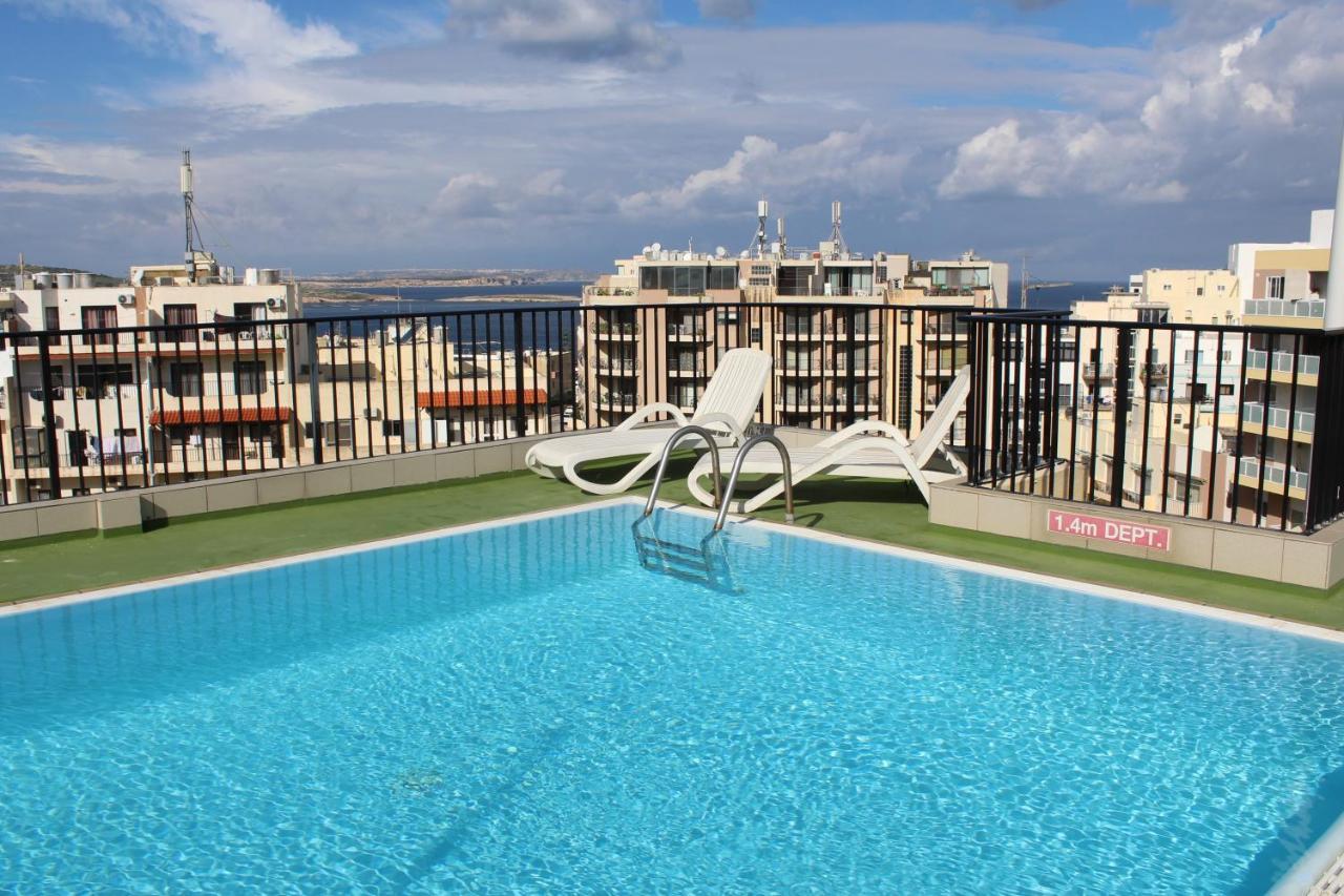 Huli Hotel & Apartments Qawra Extérieur photo