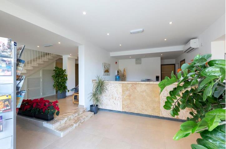 Huli Hotel & Apartments Qawra Extérieur photo