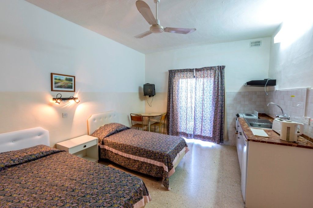 Huli Hotel & Apartments Qawra Extérieur photo